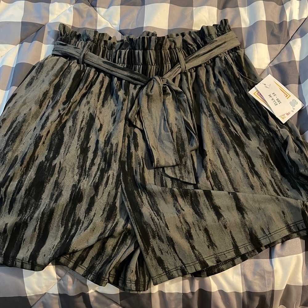 grey and black lularoe shorts with tie belt and paper bag waist